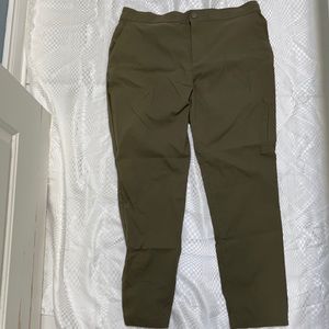 COLUMBIA men’s XL pants.